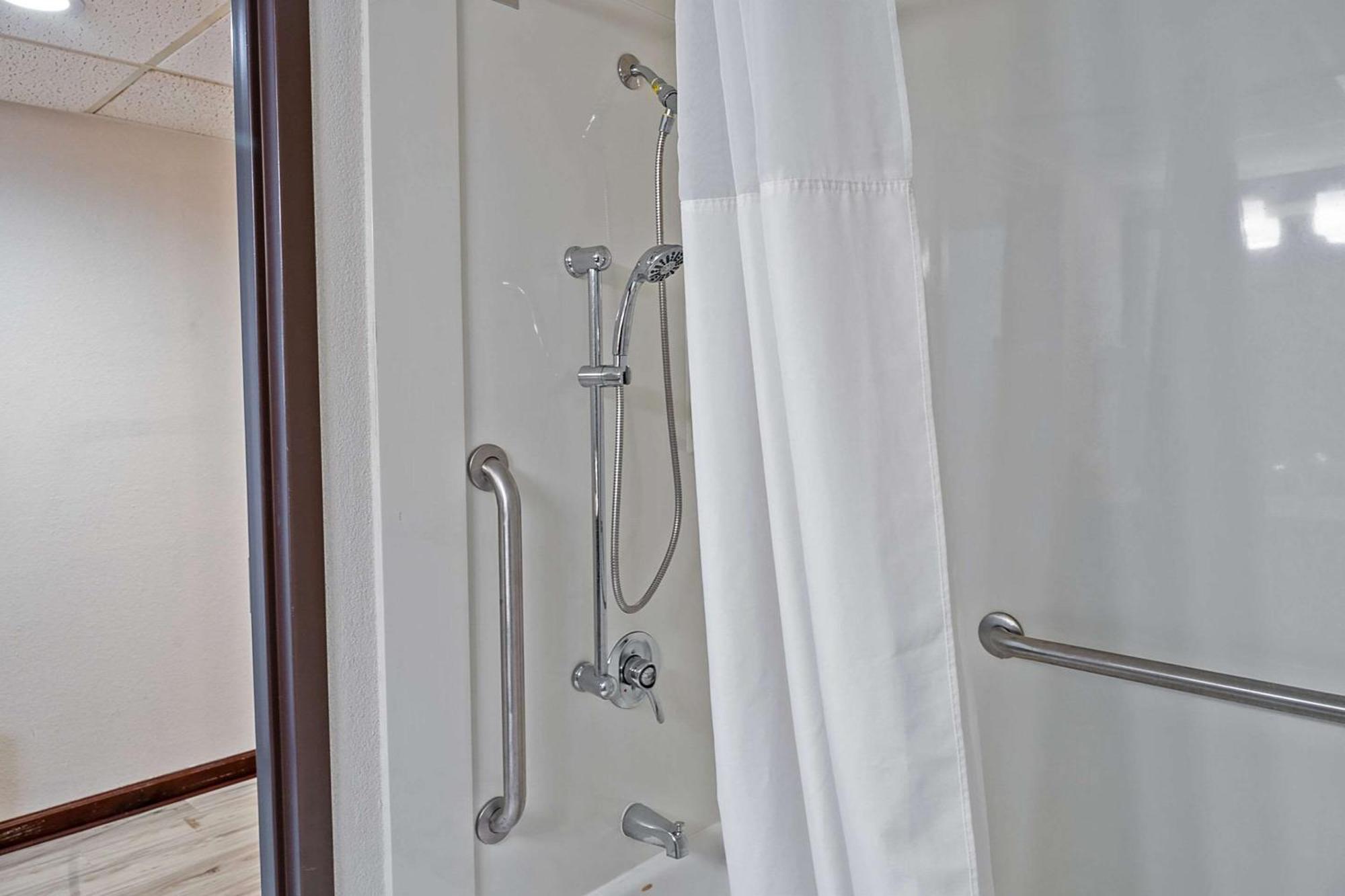 Quality Inn Milan-Sandusky Kültér fotó