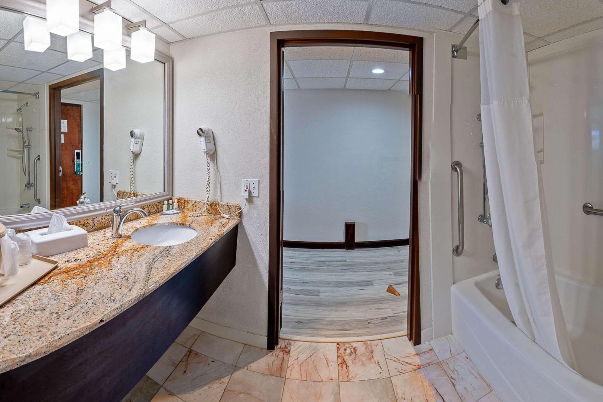 Quality Inn Milan-Sandusky Kültér fotó